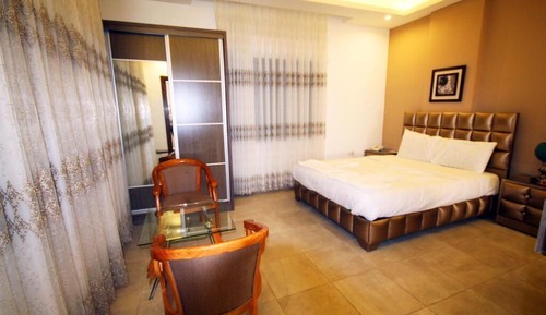 Royal Suite, 1 Queen Bed