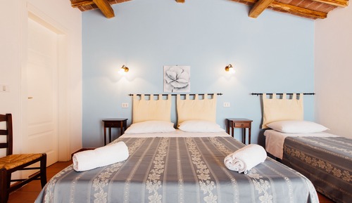 Triple Room