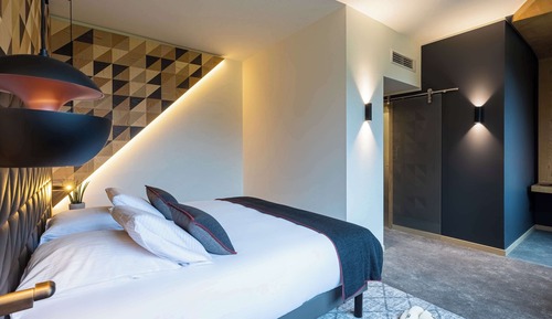 Superior Room, 1 King Bed, Non Smoking