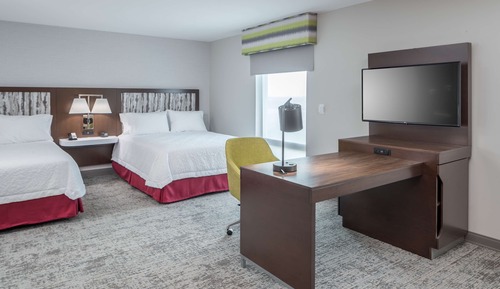 Studio, 2 Queen Beds, Accessible (Roll-In Shower)
