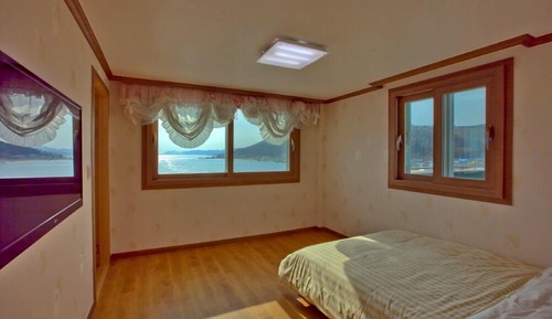 Room (Galmaegi)