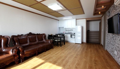 Room (Samsigi)