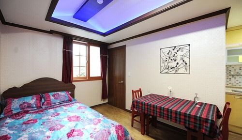 Room (Lemon bam)
