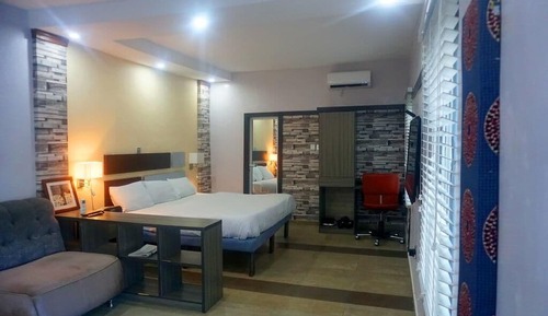 Executive Studio Suite