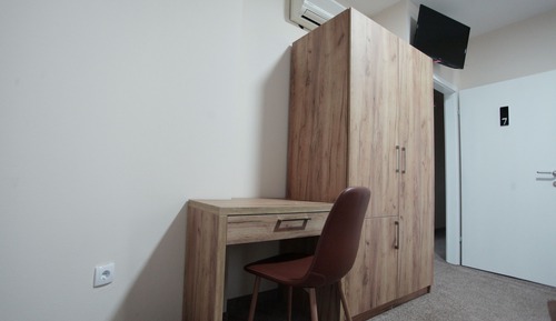 Standard Double Room (07)