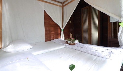 Standard Room, 1 Queen Bed