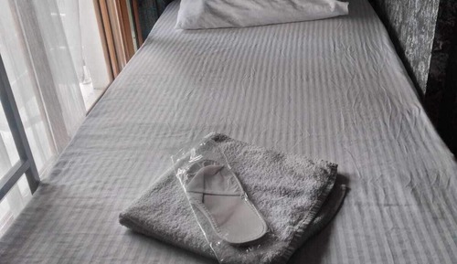 Economy Room, Men only, Ground Floor