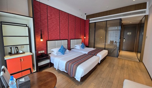 Deluxe Twin Room