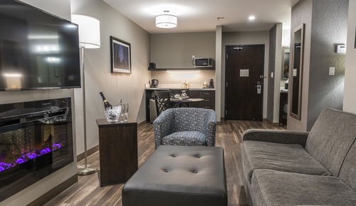 Suite, 1 King Bed, Non Smoking, Jetted Tub
