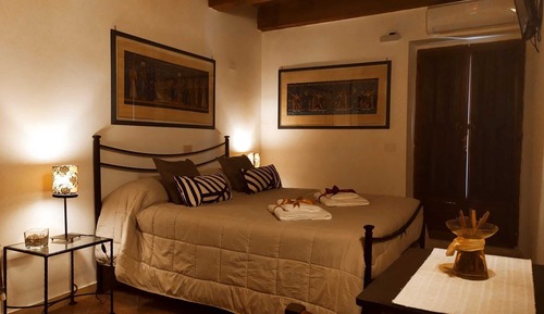 Panoramic Room, Valley View (Edelmira)