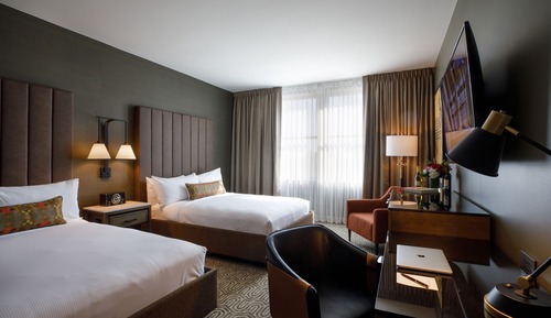 Deluxe Room, 2 Queen Beds (Mobility/Hearing Accessible, Tub)