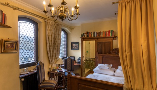 Basic Room