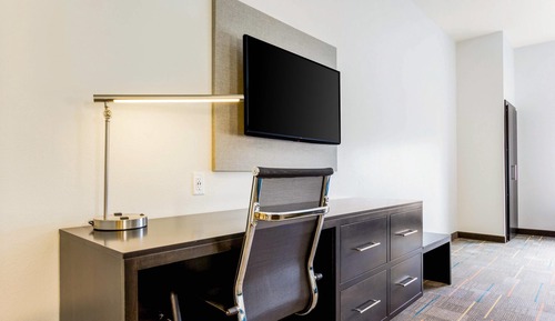 Suite, Multiple Beds, Non Smoking