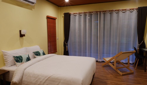 Deluxe Bungalow