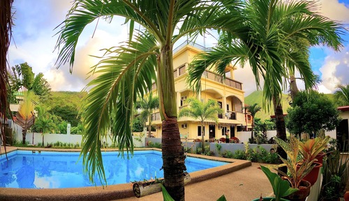 Standard Studio, 1 Queen Bed, Pool Access