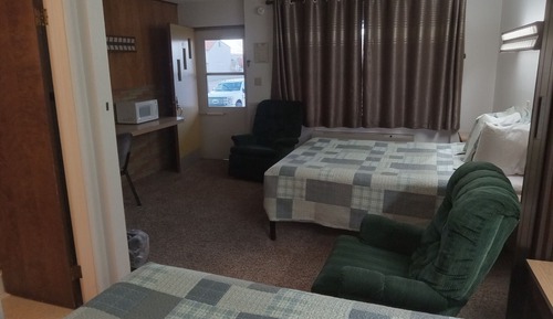 Double 2 Queen Beds