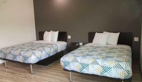 Standard Room, 2 Queen Beds, Non Smoking