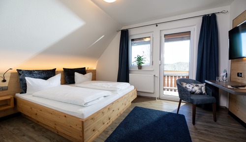 Suite, Balcony