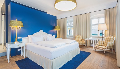 Double Room, Street View (Fuerstenzimmer)