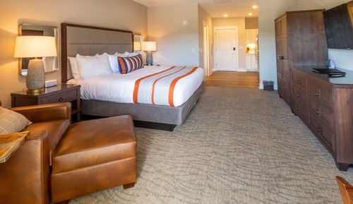 Resort Studio with Kitchen and King Bed