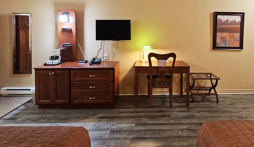 Classic Room, 2 Double Beds, Ground Floor