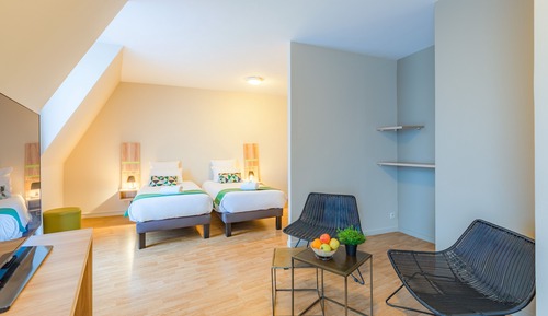Superior Studio, 2 Twin Beds