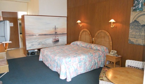 Standard Room, 1 King Bed