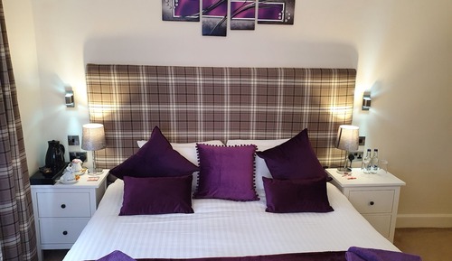 Double or Twin Room (Room 2)