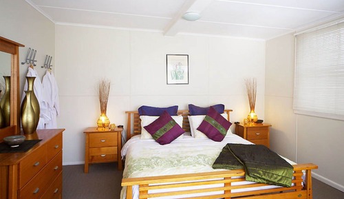 Terrace One-Bedroom Apartment