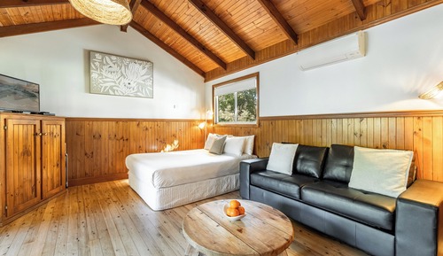 Cabin (Casuarina Cabin)