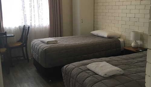 Standard Suite, 1 Bedroom, Non Smoking, Kitchenette (Twin Room (2 single beds))