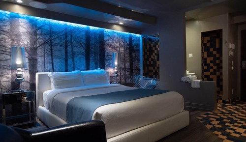 Signature Room