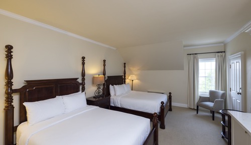 Standard Room, 2 Double Beds, Garden View