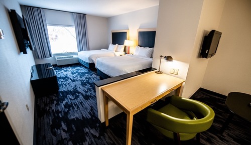 Deluxe Suite, Multiple Beds (Hearing Accessible)