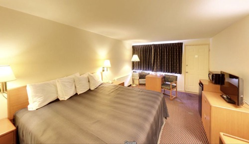 Classic Room, 1 King Bed, Non Smoking