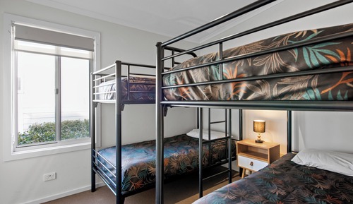 Deluxe 2 Bedroom Cabin - Water Park View