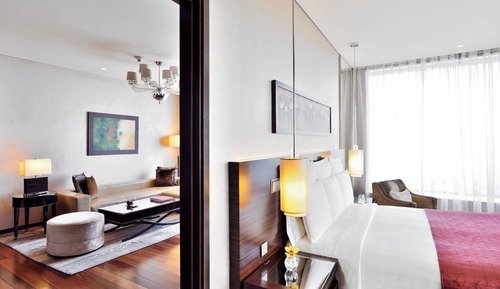 Executive Suite, 1 King Bed (View)
