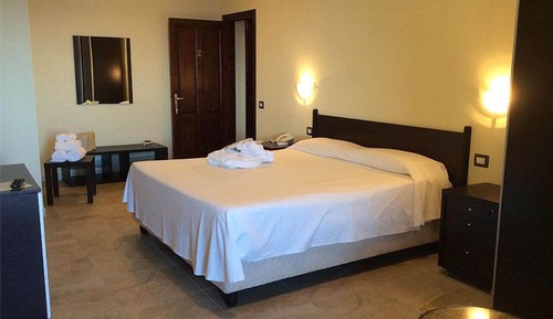 Standard Double Room, Terrace, Sea Facing