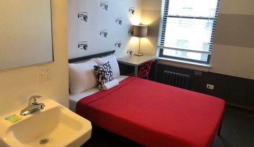 Deluxe Double Room with Half-Bathroom