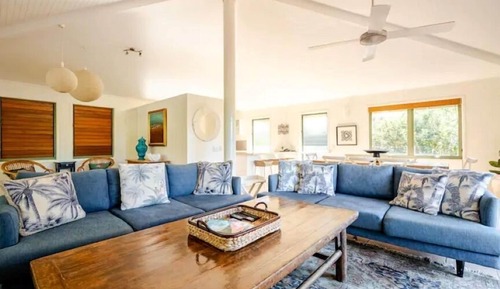 House, 3 Bedrooms, Beachside