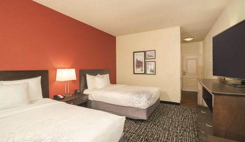Room, 2 Queen Beds, Accessible, Non Smoking (Mobility)