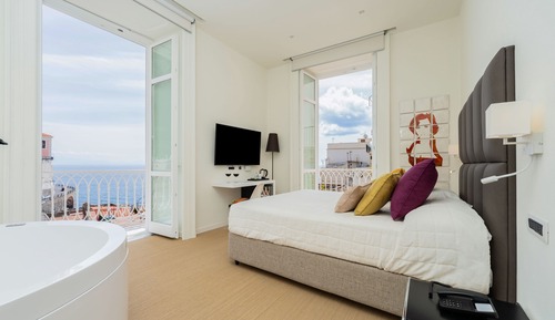 Superior Room, Jetted Tub, Ocean View