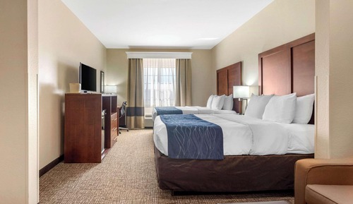 Suite, 2 Queen Beds, Non Smoking