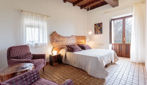 Superior Room (Castagno)
