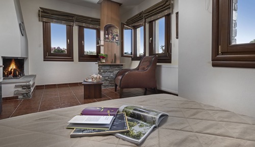 Double Room, Connecting Rooms