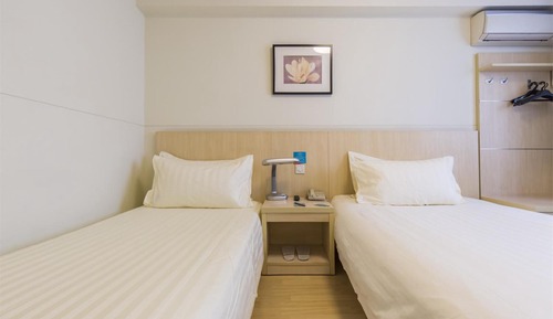 Standard Room, 2 Twin Beds (B)