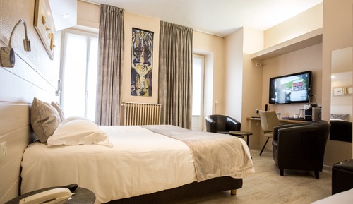 Deluxe Room, Multiple Beds, Non Smoking