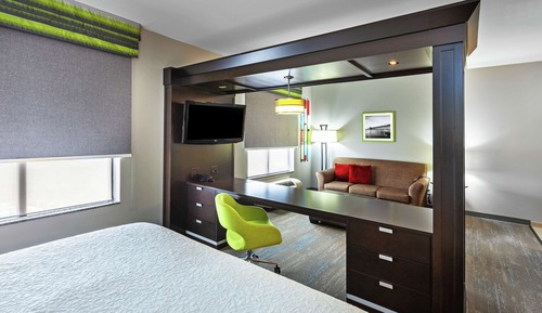 King Studio Suite