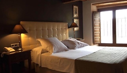 Double Room, Mountain View