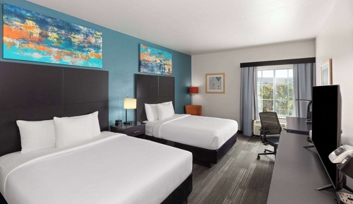 Room, 2 Queen Beds, Accessible, Non Smoking (Hearing, Mobility Bathtub w/Grab Bars)